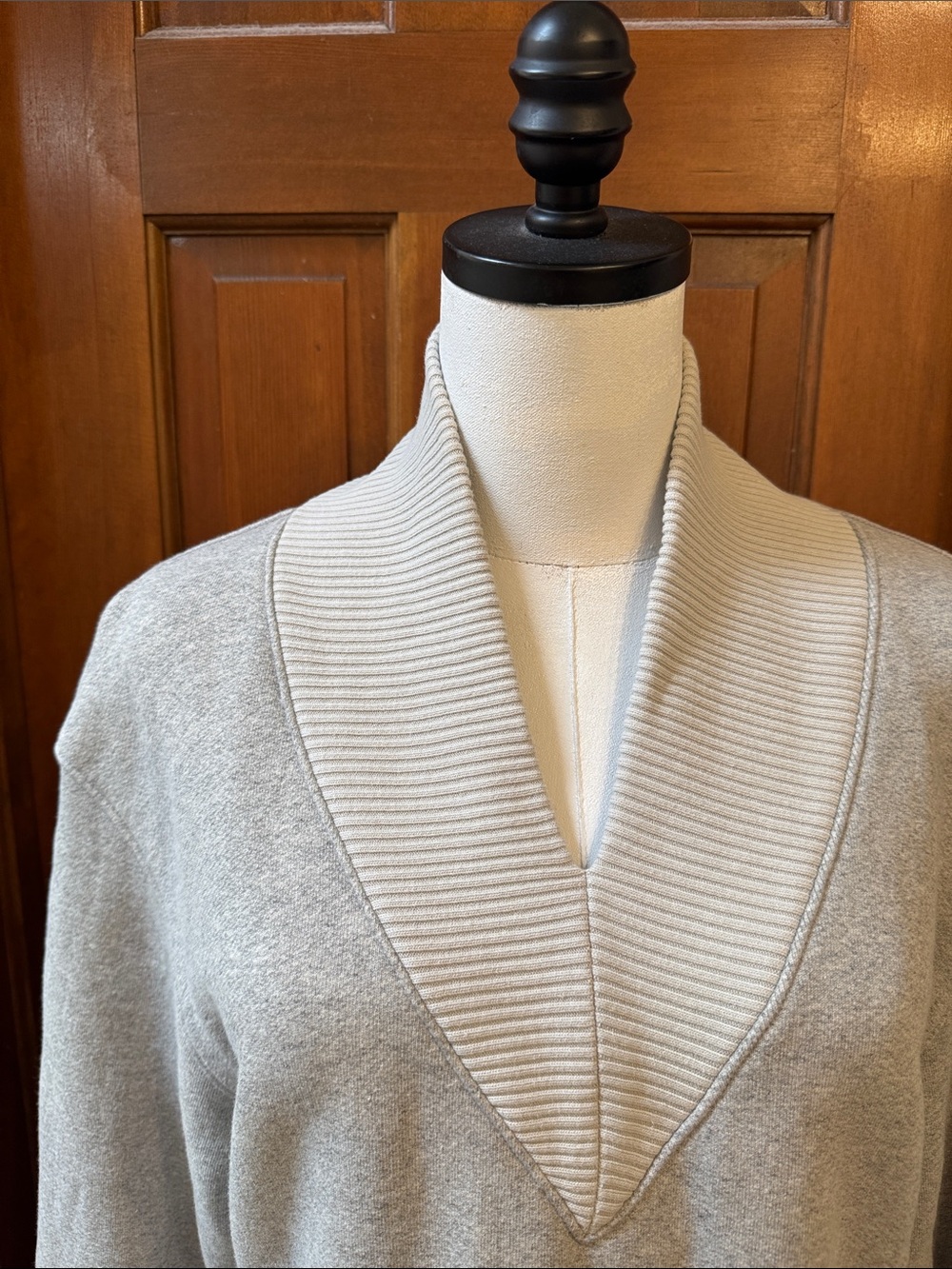 Agolde Light Gray V-Neck Shawl Collar Sweatshirt Size S